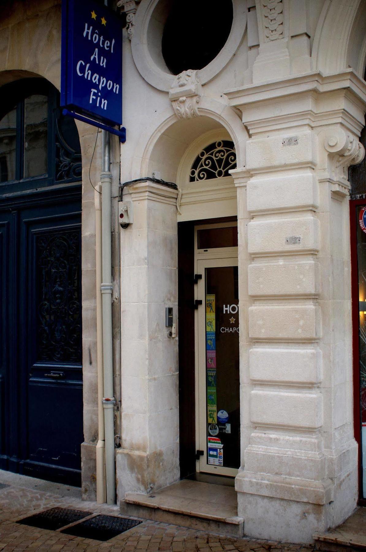 Hotel Au Chapon Fin 2*